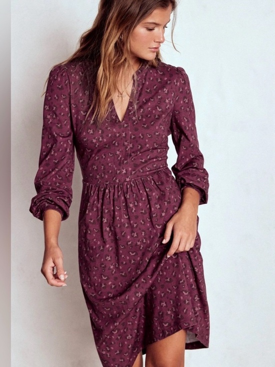Boden Dresses & Skirts - Boden Naomi Relaxed Jersey Dress in Prune Leopard Spots Size 6 Long